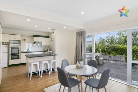 Photo of property in 32a Woodvale Grove, Fairfield, Lower Hutt, 5011