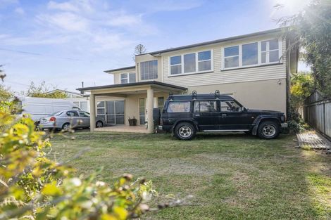 Photo of property in 6 Tainui Terrace, Mangere Bridge, Auckland, 2022