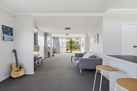 Photo of property in 9a Kawaha Point Road, Fairy Spring, Rotorua, 3015