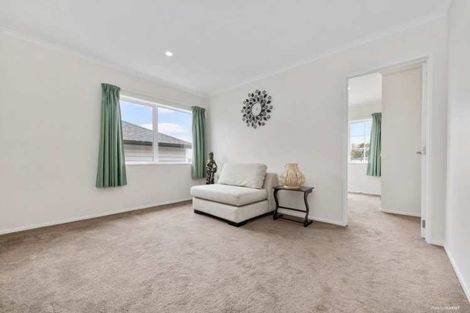 Photo of property in 12 Evelina Lane, Flat Bush, Auckland, 2019