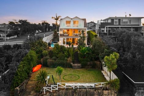 Photo of property in 1 Bangor Street, Point Chevalier, Auckland, 1022