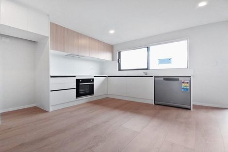 Photo of property in 22 Huri Street, Mangere Bridge, Auckland, 2022
