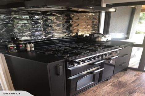 Photo of property in 7 Holly Court, Kelvin Heights, Queenstown, 9300