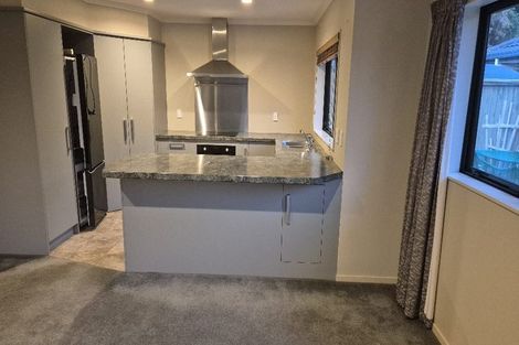 Photo of property in 37 Evergreen Crescent, Trentham, Upper Hutt, 5018