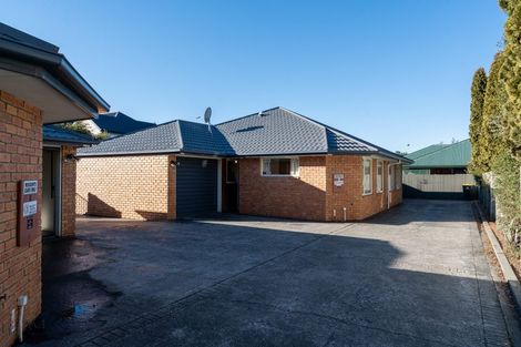 Photo of property in 126 Clarence Street, Riccarton, Christchurch, 8011