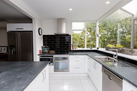 Photo of property in 118 Fitzroy Street, Terrace End, Palmerston North, 4410