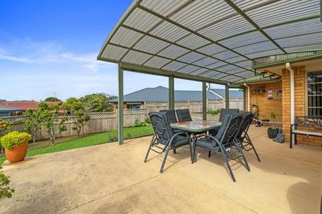 Photo of property in 11 Highgrove Drive, Grandview Heights, Hamilton, 3200