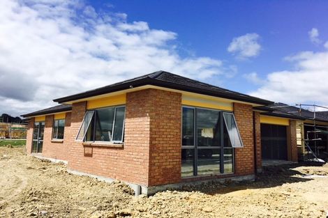 Photo of property in 3 Darley Way, Papakura, 2110