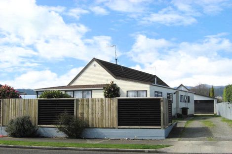 Photo of property in 26 Rimu Street, Levin, 5510