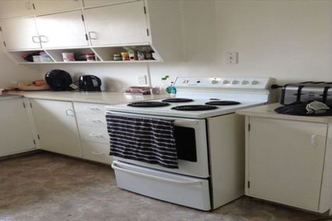 Photo of property in 28 Rena Place, West Harbour, Auckland, 0618