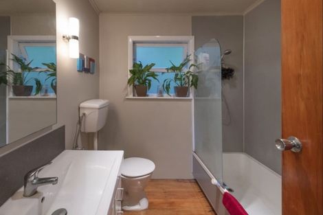 Photo of property in 112 Duncan Terrace, Kilbirnie, Wellington, 6022