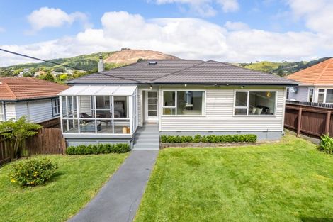 Photo of property in 342 Main Road, Tawa, Wellington, 5028
