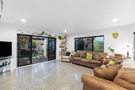 Photo of property in 31 Montego Drive, Papamoa Beach, Papamoa, 3118