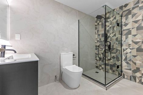 Photo of property in 3 Albert Road, Manukau, Auckland, 2025