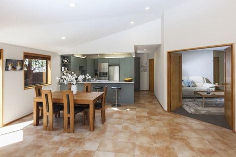 Photo of property in 22c Browns Road, St Albans, Christchurch, 8014