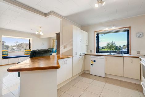 Photo of property in 115 Park Avenue, Whangamata, 3620