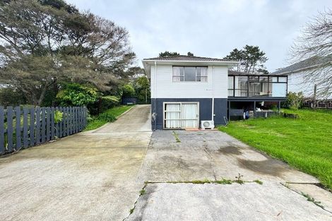 Photo of property in 7 Golf Road, New Lynn, Auckland, 0600