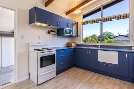 Photo of property in 26 Matuku Street, Two Mile Bay, Taupo, 3330