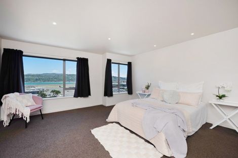 Photo of property in 50c Raukawa Street, Strathmore Park, Wellington, 6022