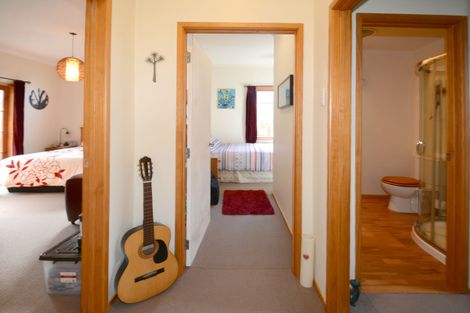 Photo of property in 10 Helensburgh Road, Halfway Bush, Dunedin, 9010