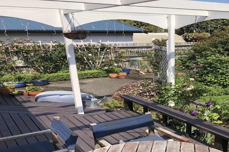 Photo of property in 353 Muritai Road, Eastbourne, Lower Hutt, 5013