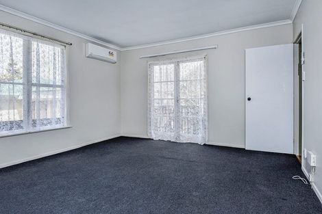 Photo of property in 128 Edmonton Road, Te Atatu South, Auckland, 0610