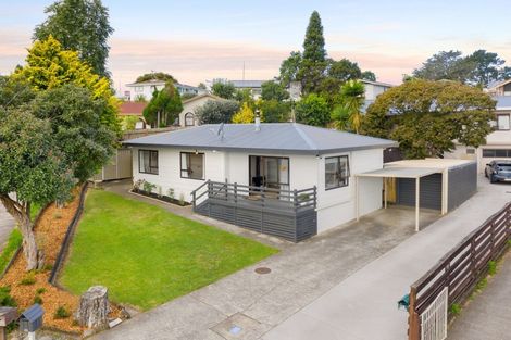 Photo of property in 14b Pokapu Place, Bethlehem, Tauranga, 3110