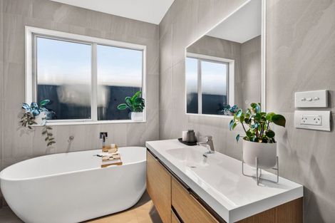 Photo of property in 7 Walter Ruddock Avenue, Kumeu, 0810