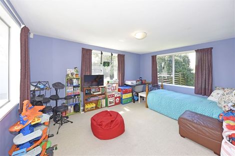 Photo of property in 12 Glenfield Crescent, Mairehau, Christchurch, 8052