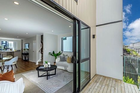 Photo of property in 10 Hinonga Loop, Silverdale, 0932