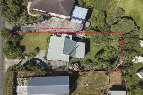 Photo of property in 11 Ripiro Drive, Baylys Beach, Dargaville, 0377