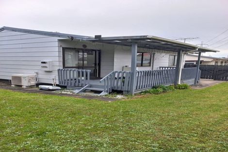 Photo of property in 2/25 Takanini Road, Takanini, 2112