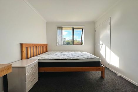 Photo of property in 78 Bluebird Crescent, Unsworth Heights, Auckland, 0632