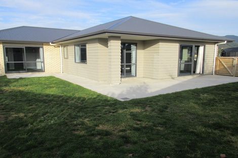 Photo of property in 25 Gallipoli Place, Paraparaumu, 5032