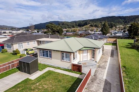 Photo of property in 15 Moohan Street, Wainuiomata, Lower Hutt, 5014