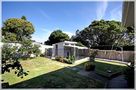 Photo of property in 222 Cambridge Street, Levin, 5510