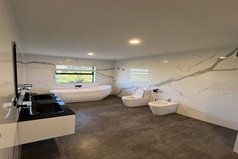 Photo of property in 5 Wyon Way, Flat Bush, Auckland, 2016