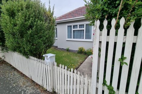 Photo of property in 2/124 Osborne Street, Waltham, Christchurch, 8011