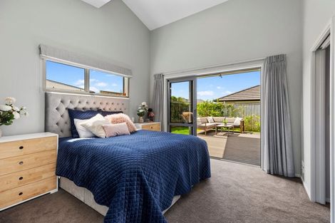 Photo of property in 27 Te Kio Crescent, Papamoa Beach, Papamoa, 3118