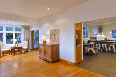 Photo of property in 103 Hackthorne Road, Cashmere, Christchurch, 8022