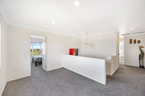 Photo of property in 28 Arataki Road, Havelock North, 4130