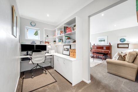 Photo of property in 11 Holly Way, Sunnyhills, Auckland, 2010