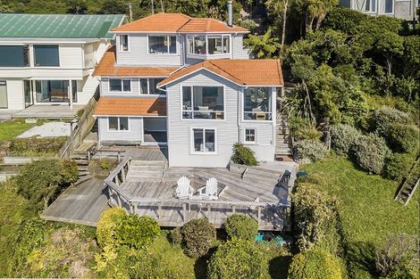 Photo of property in 1 View Road, Houghton Bay, Wellington, 6023