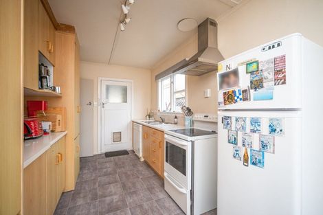 Photo of property in 151 College Street, Awapuni, Palmerston North, 4412