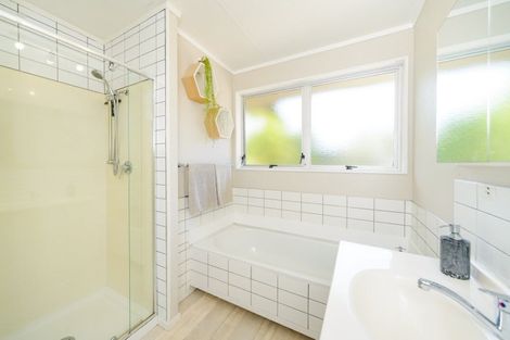 Photo of property in 7 Paul Place, Awapuni, Palmerston North, 4412