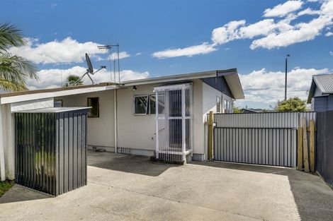 Photo of property in 27 York Avenue, Tamatea, Napier, 4112