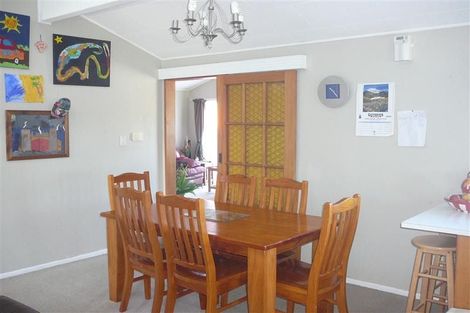 Photo of property in 25 Burtts Road, Durie Hill, Whanganui, 4500