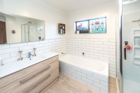 Photo of property in 5 Downes Avenue, Springvale, Whanganui, 4501