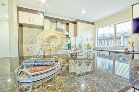 Photo of property in 78 Clover Drive, Henderson, Auckland, 0610