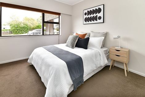 Photo of property in 10 Castleton Street, Birkdale, Auckland, 0626